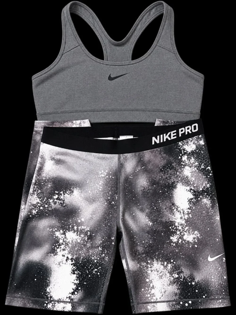Nike Dri-FIT Sports Bra & Nike Pro Leggings Set XL